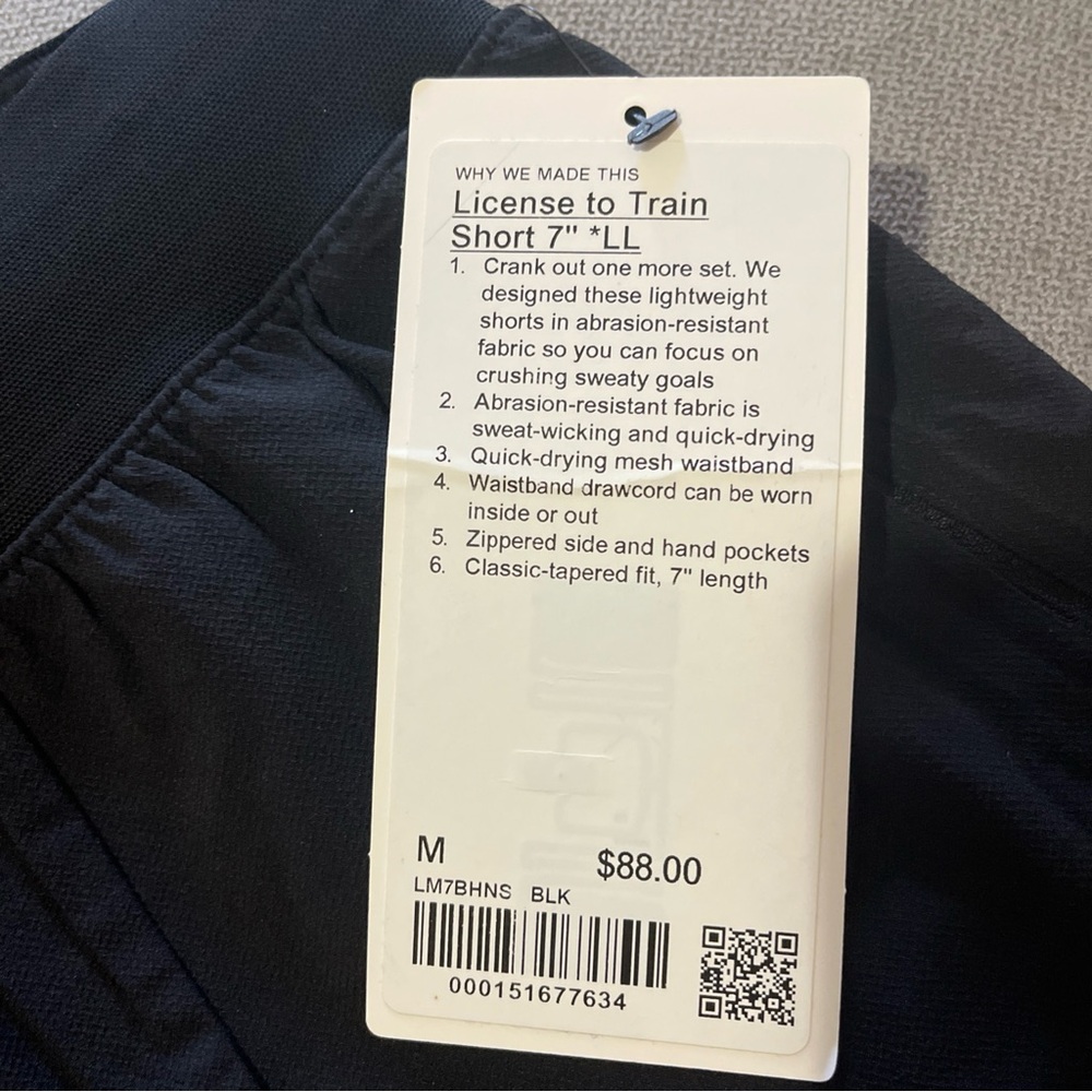 Black License to Train Shorts 7”